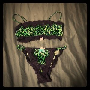 Savage X Fenty Leopard Print Set XS Bra, S Bottom